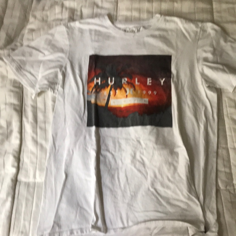 Tee-shirt.